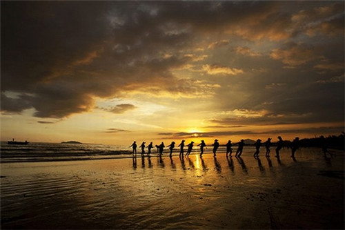 椰风十里椰子鸡加盟毛利有多少