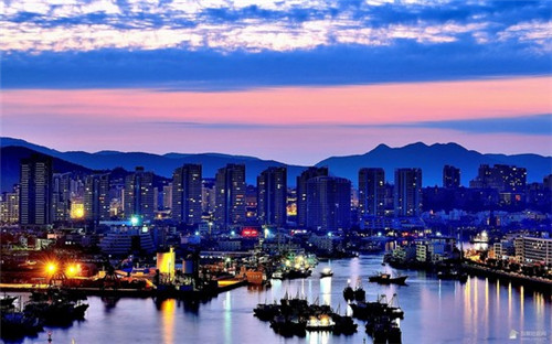 龙子湖岛上有什么景点（龙子湖岛上有什么景点吗）